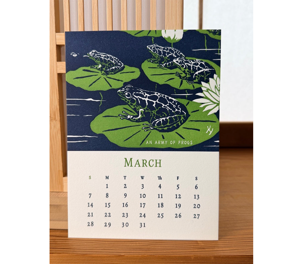 Animal Almanac 2027 Calendar with Stand - Yoshiko Yamamoto